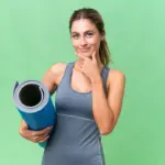 Pilates no dia a dia: 4 exercícios fáceis para fortalecer o corpo
