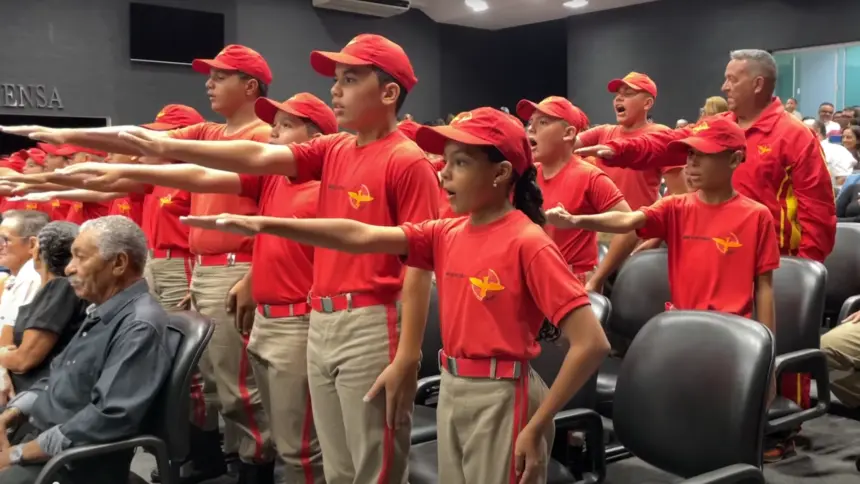 Goianésia forma novas turmas do Bombeiro Mirim e reforça cidadania entre crianças Goianésia forma novas turmas do Bombeiro Mirim e reforça cidadania entre crianças