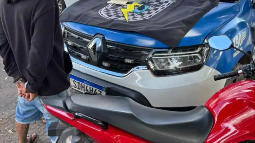 Homem é preso por tráfico de drogas na região oeste de Goianésia Homem é preso por tráfico de drogas na região oeste de Goianésia