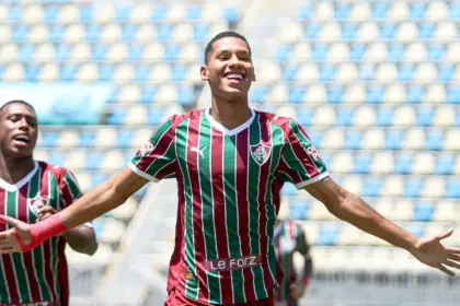 Primeira fase chega ao fim e 16 jogos abrem mata-mata da Copinha