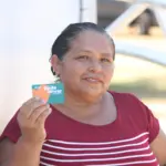 Escrituras e cartões do Aluguel Social são entregues à população no Nordeste goiano – Portal Goiás