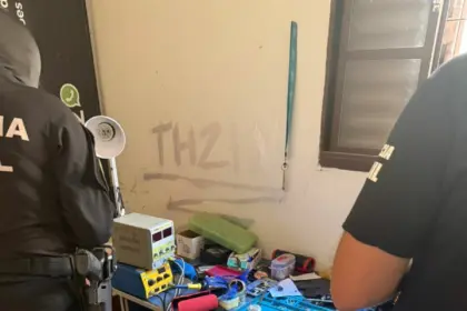 PCGO cumpre mandado e apreende 19 celulares de origem suspeita em Águas Lindas de Goiás – Policia Civil do Estado de Goiás