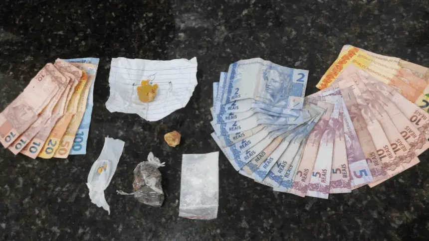 PCGO prende suspeito de tráfico de drogas e apreende entorpecentes em São Simão – Policia Civil do Estado de Goiás