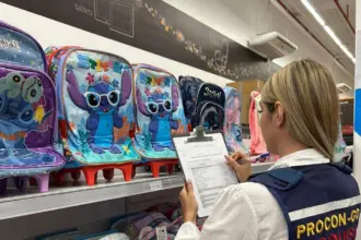 É preciso pesquisar antes de comprar! Procon aponta variação de até 812% em preços de material escolar – Portal Goiás