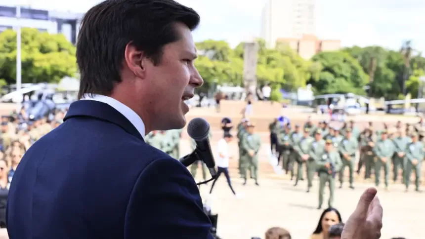 “A vida do bandido vai piorar”, afirma Daniel Vilela durante entrega de helicópteros policiais “A vida do bandido vai piorar”, afirma Daniel Vilela durante entrega de helicópteros policiais