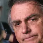 Por decisão do STF, Bolsonaro é transferido da PF para a Papudinha