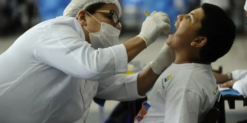 Governo deve entregar mais 400 unidades odontológicas móveis Governo deve entregar mais 400 unidades odontológicas móveis