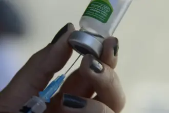 Casos de síndrome respiratória grave estão em queda em quase todo o país