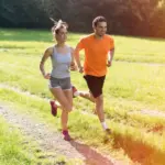 Quer se exercitar ao ar livre no verão? Veja 4 exercícios físicos ideais