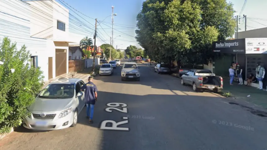 Mudança para mão única em ruas paralelas à Avenida Goiás ainda não está em vigor, diz SMT