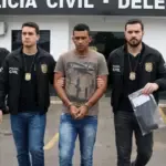 Polícia Civil prende homem por posse ilegal de arma após ameaça no trânsito