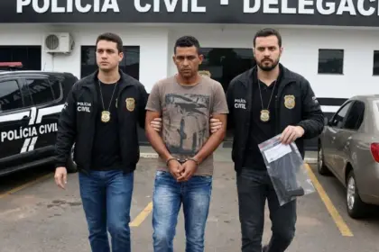 Polícia Civil prende homem por posse ilegal de arma após ameaça no trânsito
