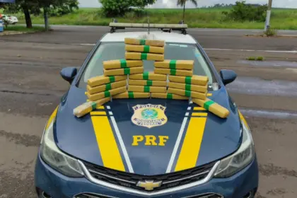 PRF apreende 20 kg de maconha em bagagem na BR-153