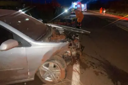 Acidente de trânsito deixa três feridos na GO-230, saída oeste de Goianésia