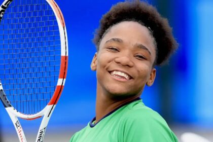 Vitória Miranda é eleita a melhor tenista jovem da temporada 2025