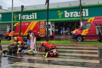 Acidente entre duas motocicletas deixa três feridos na Avenida Goiás, no norte de Goianésia