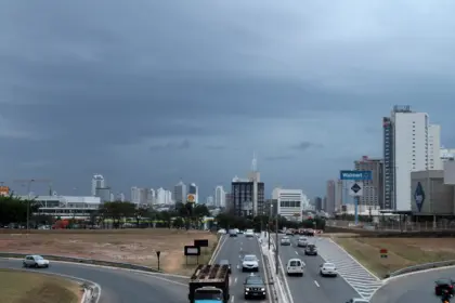 Proteja-se e não esqueça o guarda-chuva! Cimehgo alerta sobre tempestades e fortes rajadas de vento