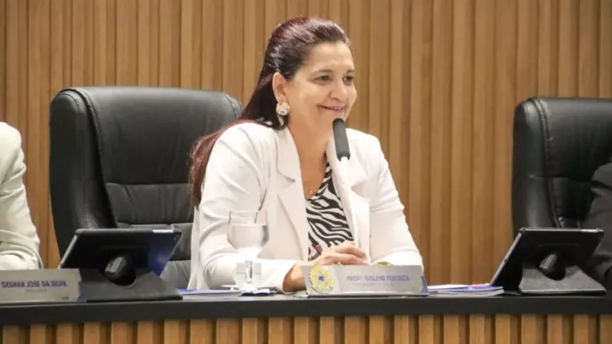 Vereadora Gislene propõe criação de espaço sensorial para crianças autistas na Praça Cultural de Goianésia