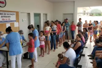 Secretaria de Saúde de Goianésia amplia horário das salas de vacinação