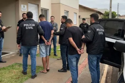 Polícia Civil Goianésia cumpre dois mandados por regressão cautelar