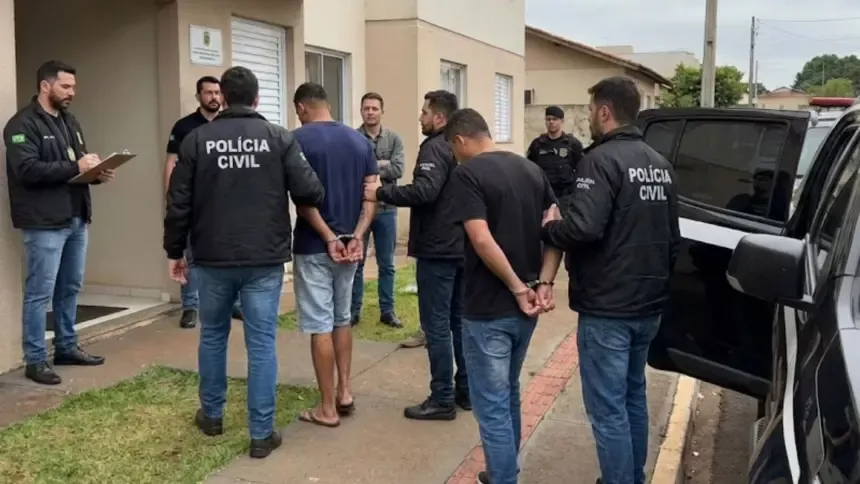 Polícia Civil Goianésia cumpre dois mandados por regressão cautelar