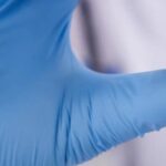 Começa vacinação de 1,2 milhão de profissionais de saúde contra dengue