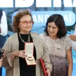 Pesquisadora Margareth Dalcolmo recebe medalha Oswaldo Cruz