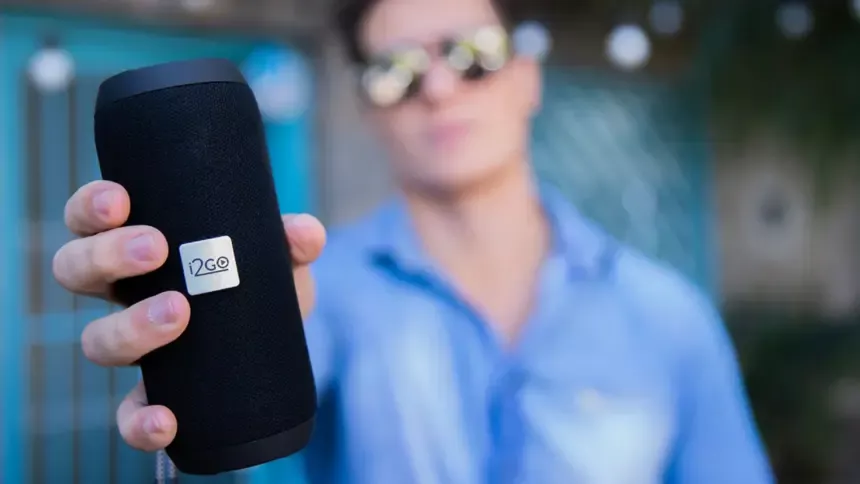 3 Equipamentos de áudio ideais para viagens e churrascos