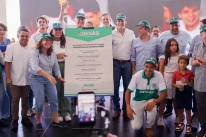 Agrocolégio é inaugurado em Goianésia e marca último ato de Caiado como governador de Goiás