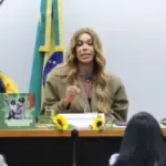 Erika Hilton é eleita presidente da Comissão dos Direitos da Mulher em votação polêmica