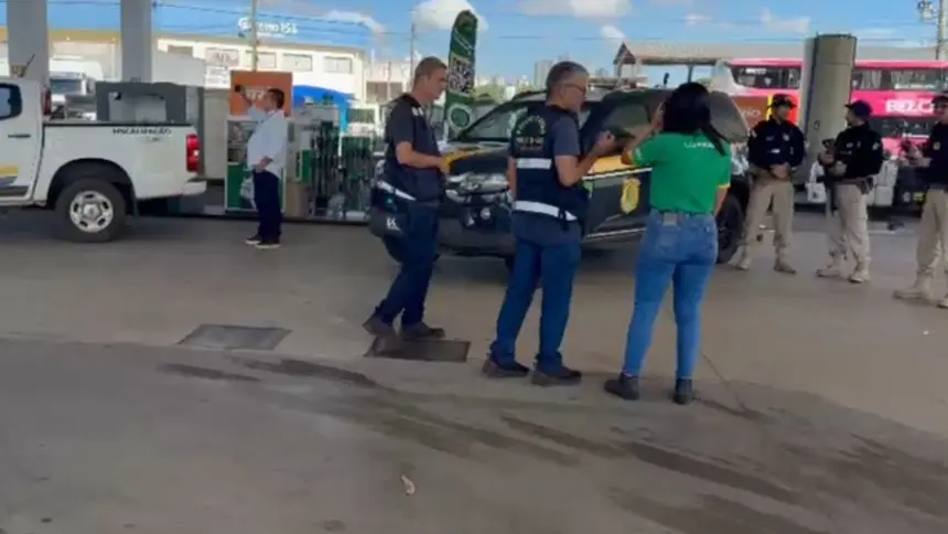 Operação fiscaliza postos e mira aumento abusivo de combustíveis em Goiás