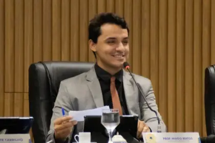 Professor Hiago Matos pede transporte para alunos da UEG em Goianésia