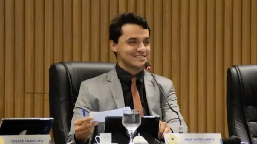 Professor Hiago Matos pede transporte para alunos da UEG em Goianésia