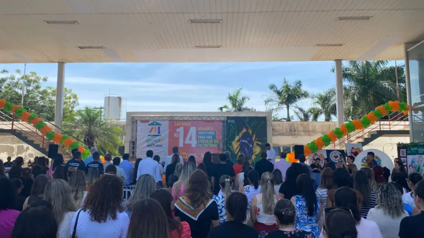 Prefeitura de Goianésia realiza entrega de benefícios do programa Educação que Faz História