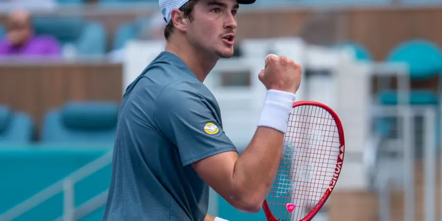 João Fonseca vence estreia em Miami e terá Alcaraz na 2ª rodada João Fonseca vence estreia em Miami e terá Alcaraz na 2ª rodada