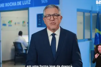 Dia D: “vamos vacinar antes de o inverno chegar”, diz Padilha