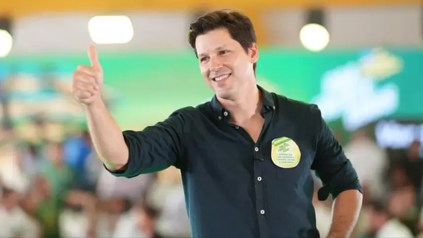 Daniel Vilela sobe, Marconi e Wilder caem e vantagem cresce para 10 pontos, mostra Real Time Big Data