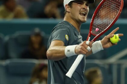 Tênis: João Fonseca avança para quartas de final em Monte Carlo