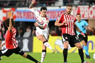 Libertadores: Flamengo segura empate com Estudiantes na Argentina