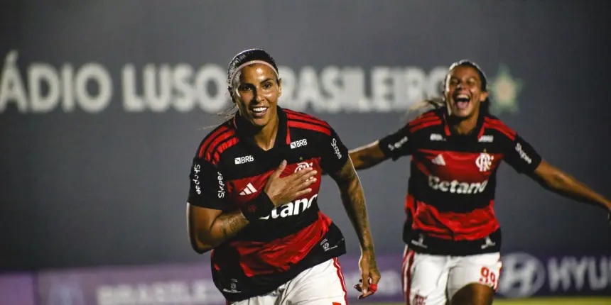 Flamengo derrota Vitória e fica perto de líderes no BR Feminino