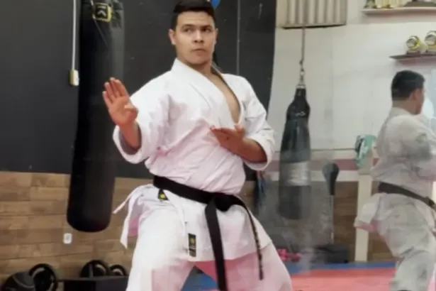 Atleta de Goianésia busca apoio para disputar Mundial de Karatê pela Seleção Brasileira