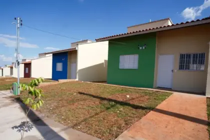 Projeto Mil Moradias em Goianésia é iniciado em parceria com o Governo de Goiás; veja como se inscrever