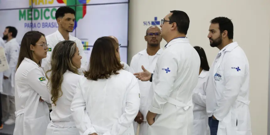 Inscrições para o programa Mais Médicos seguem até quarta-feira Inscrições para o programa Mais Médicos seguem até quarta-feira