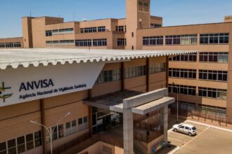 Anvisa discute norma para manipulação de canetas emagrecedoras