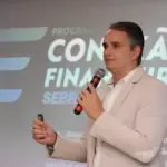 Endividamento das famílias brasileiras pressiona pequenos negócios