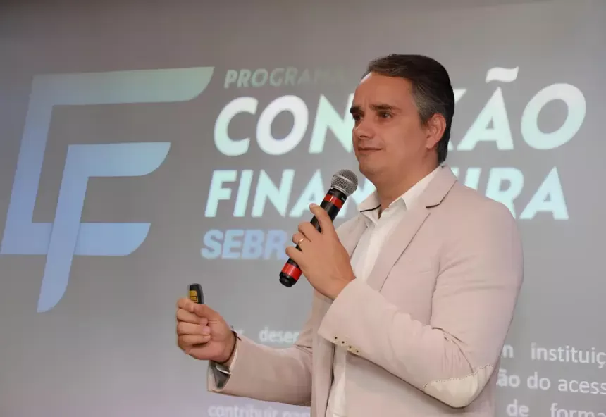 Endividamento das famílias brasileiras pressiona pequenos negócios