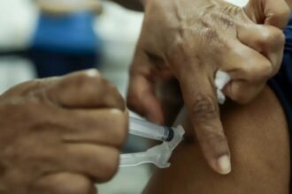 Casos de influenza A continuam a crescer no Brasil, diz Fiocruz