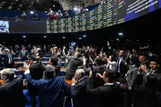 Senado rejeita indicação de Jorge Messias ao STF em votação histórica