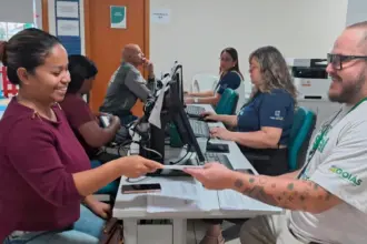 Feirão de Empregos abre vagas para construção, logística e comércio