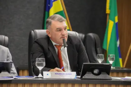 Mauricinho propõe programa “Profissões do Futuro” nas escolas municipais de Goianésia
